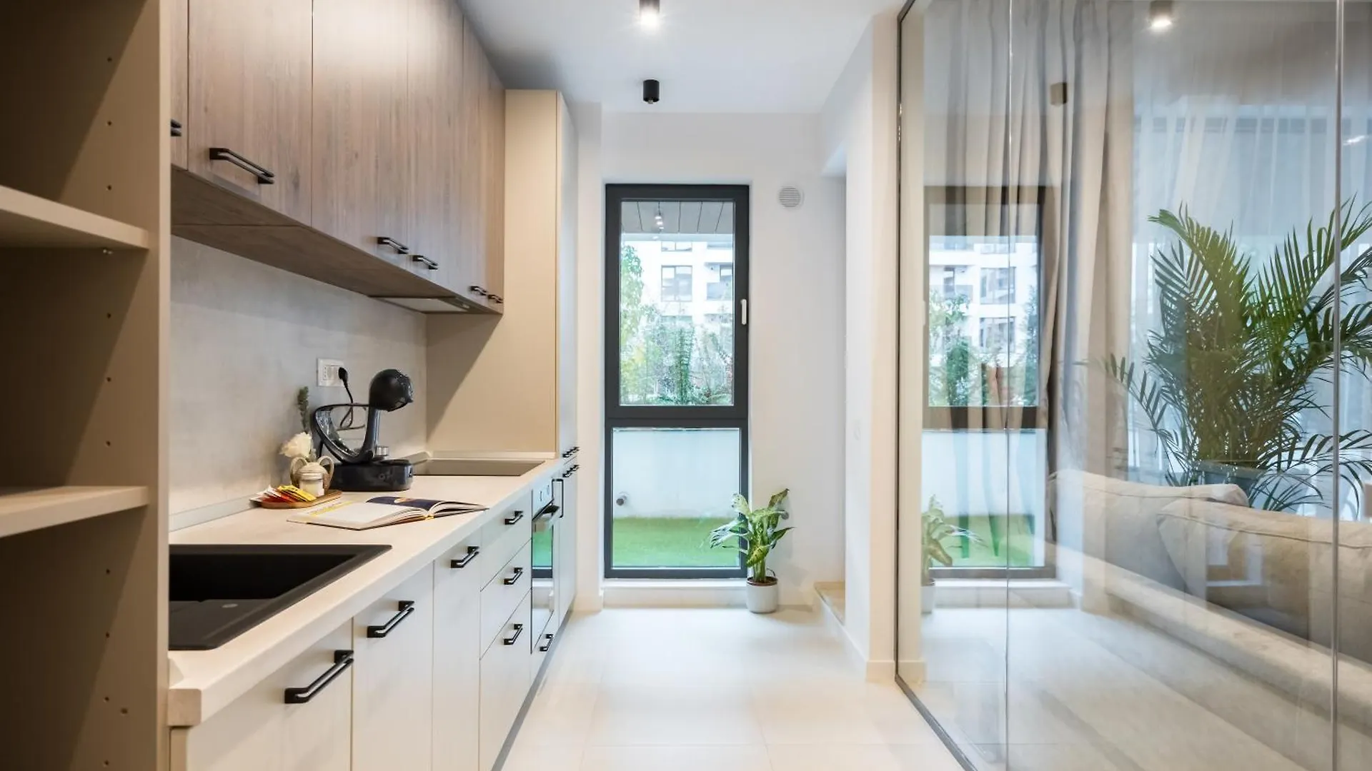 Mediteranian 1Br In Nusco City Bucharest Romania