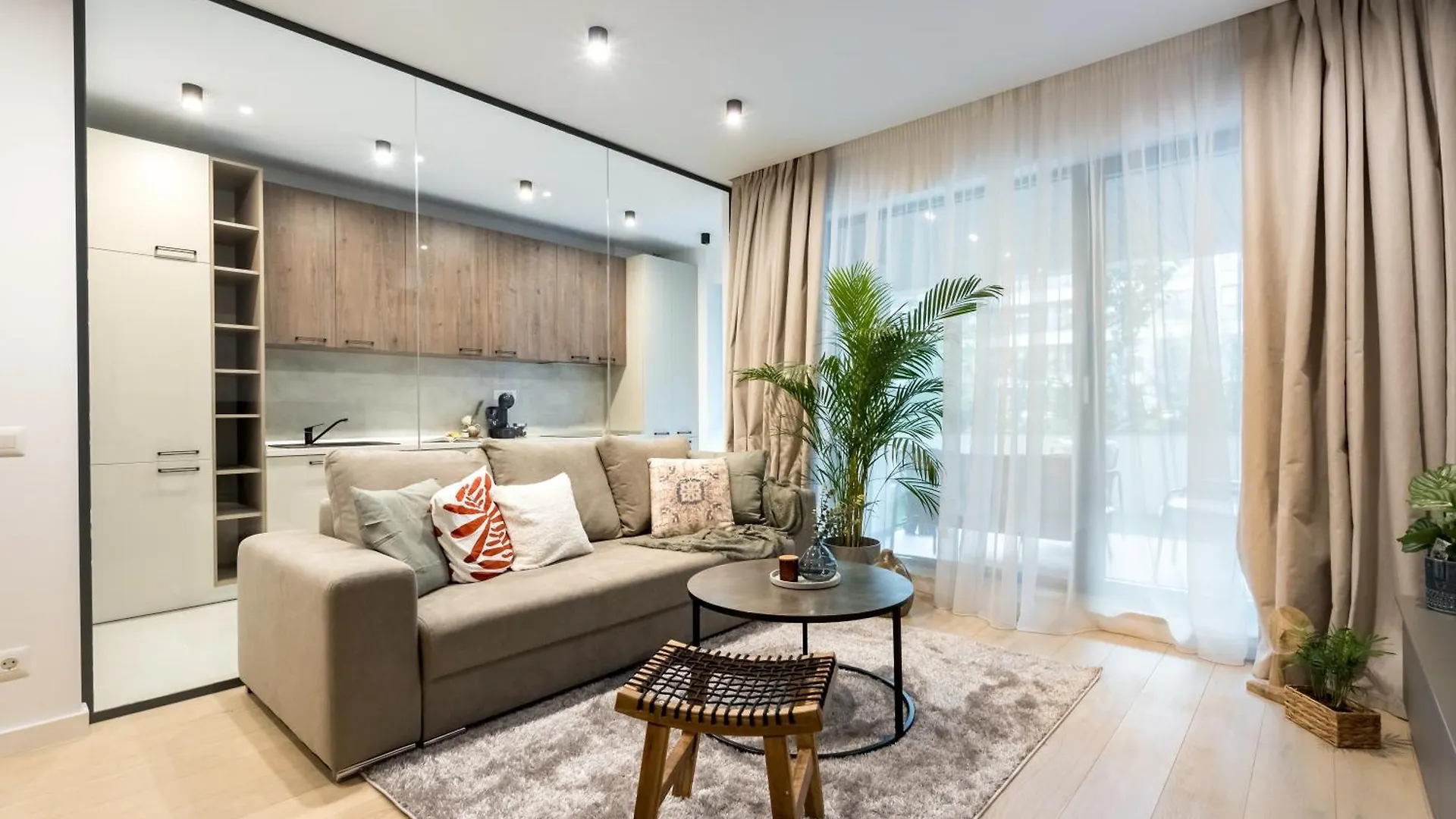Mediteranian 1Br In Nusco City Bucharest
